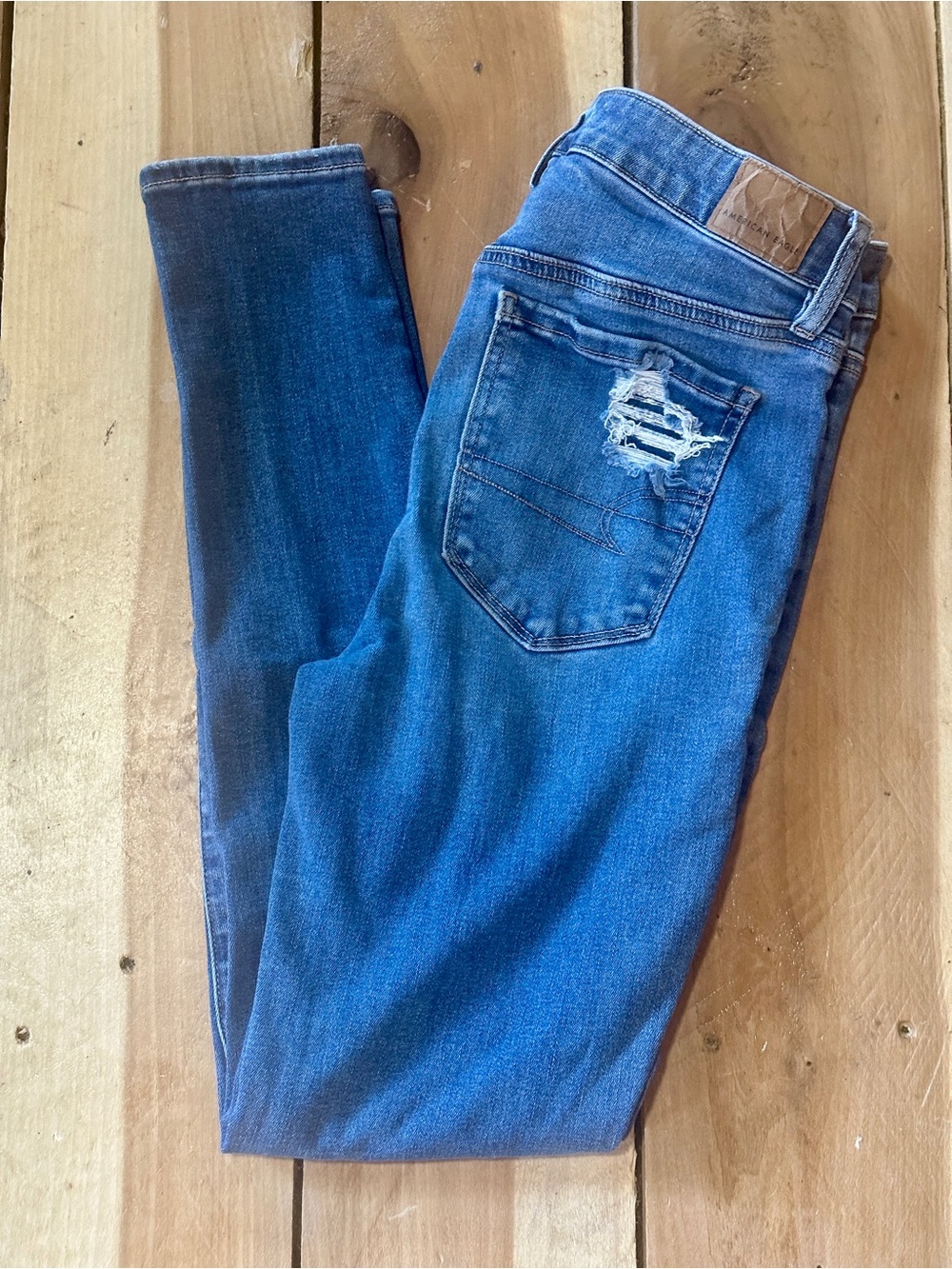 American Eagle Outfitters Women's Blue Skinny Distressed Jeans